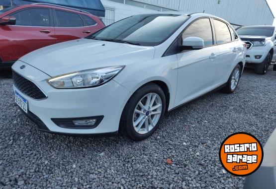 Autos - Ford Focus 4P 2.0L N SE AT 2019 Nafta 75000Km - En Venta