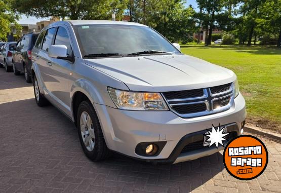 Camionetas - Dodge JOURNEY 2012 Nafta 125000Km - En Venta