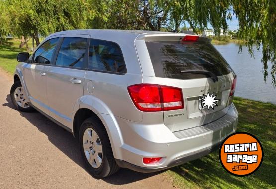 Camionetas - Dodge JOURNEY 2012 Nafta 125000Km - En Venta