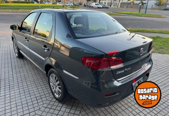 Autos - Fiat SIENA ATTRACTIVE 1.4 2010 GNC 180000Km - En Venta