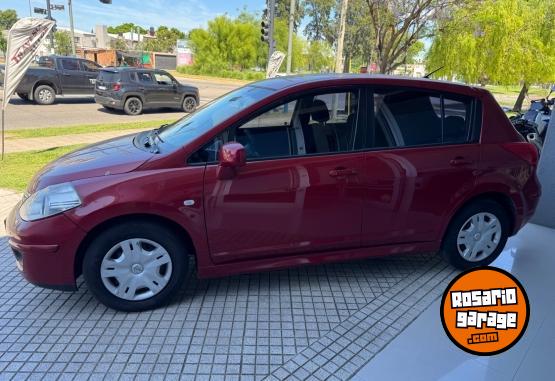 Autos - Nissan TIIDA VISIA 1.8 5P 2011 Nafta 180000Km - En Venta