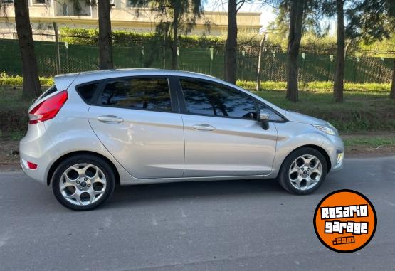 Autos - Ford Fiesta 2013 GNC 150000Km - En Venta