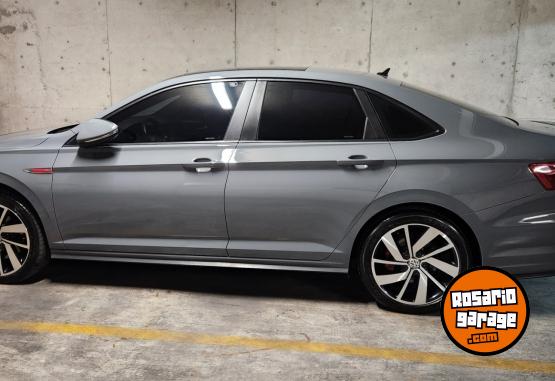 Autos - Volkswagen Vento Gli 2020 Nafta 105000Km - En Venta