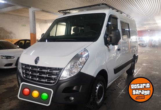 Utilitarios - Renault Master 2022 Diesel 12500Km - En Venta