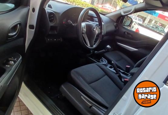 Camionetas - Nissan Frontier 2019 Diesel 160000Km - En Venta