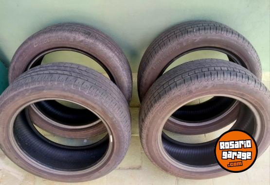 Accesorios para Autos - Neumticos Pirelli P7 215 / 50 / R17 - En Venta