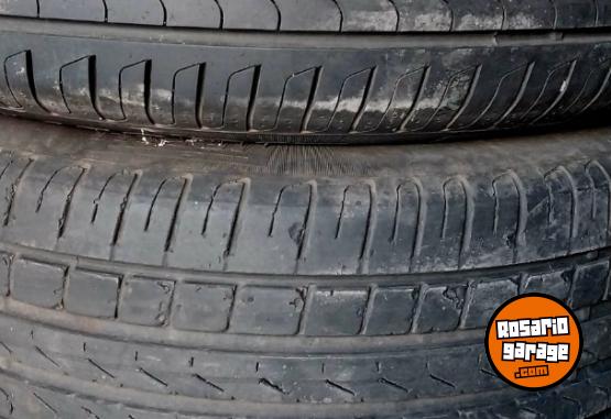 Accesorios para Autos - Neumticos Pirelli P7 215 / 50 / R17 - En Venta