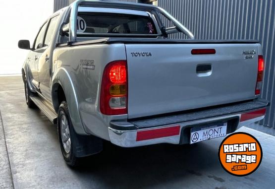 Camionetas - Toyota Hilux SRV 3.0 2006 Diesel 250000Km - En Venta