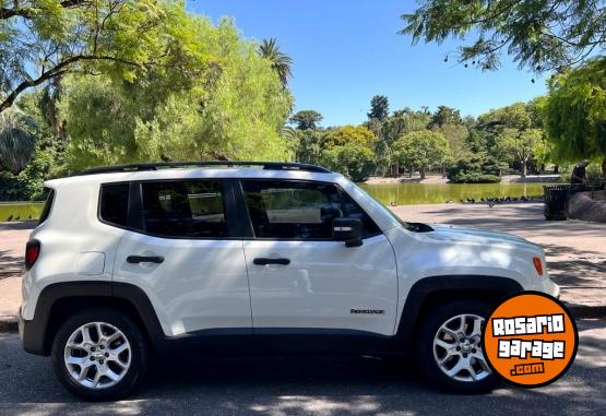 Autos - Chrysler Renegade 2018 Nafta 97500Km - En Venta