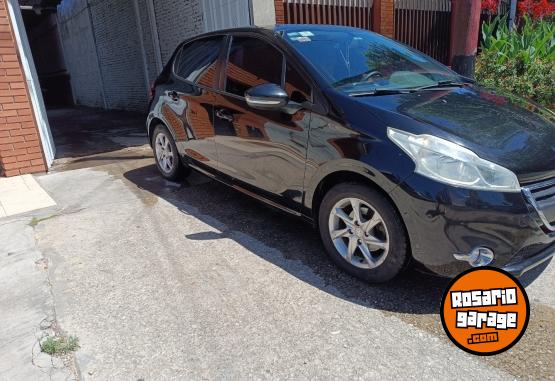 Autos - Peugeot 208 2013 Nafta 116000Km - En Venta