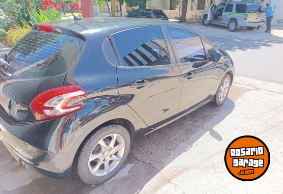 Autos - Peugeot 208 2013 Nafta 116000Km - En Venta