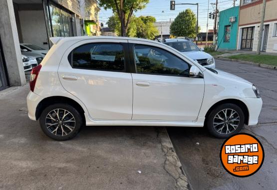 Autos - Toyota ETIOS 1.5 XLS 2019 Nafta  - En Venta