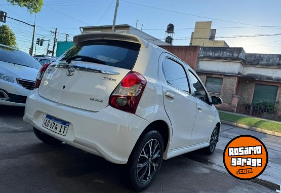 Autos - Toyota ETIOS 1.5 XLS 2019 Nafta  - En Venta