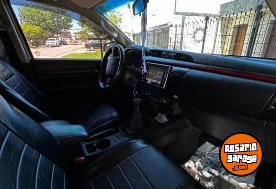 Camionetas - Toyota Hilux 2018 Diesel 140000Km - En Venta