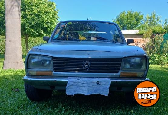 Autos - Peugeot 504 sedan 1982 Nafta 999999Km - En Venta