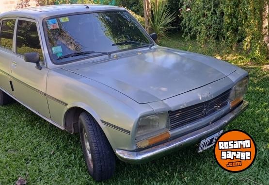 Autos - Peugeot 504 sedan 1982 Nafta 999999Km - En Venta