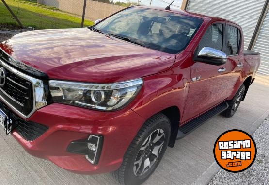 Camionetas - Toyota Hilux SRX 2019 Diesel 149000Km - En Venta