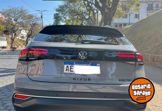 Autos - Volkswagen Nivus 2020 Nafta 85000Km - En Venta