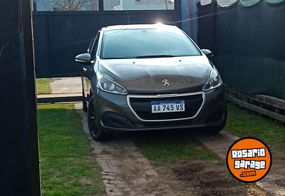 Autos - Peugeot Active 2016 Nafta 132000Km - En Venta