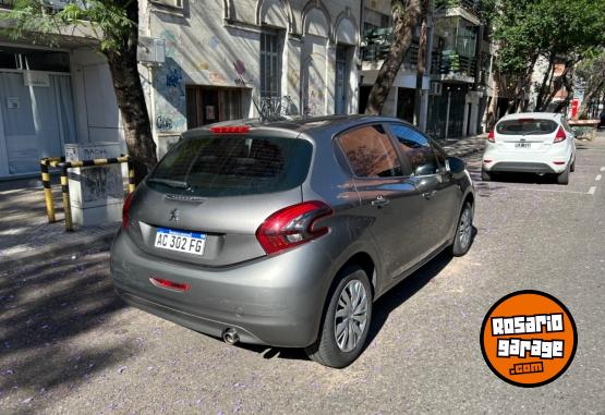 Autos - Peugeot 208 2018 Nafta 47500Km - En Venta