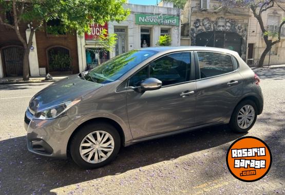 Autos - Peugeot 208 2018 Nafta 47500Km - En Venta