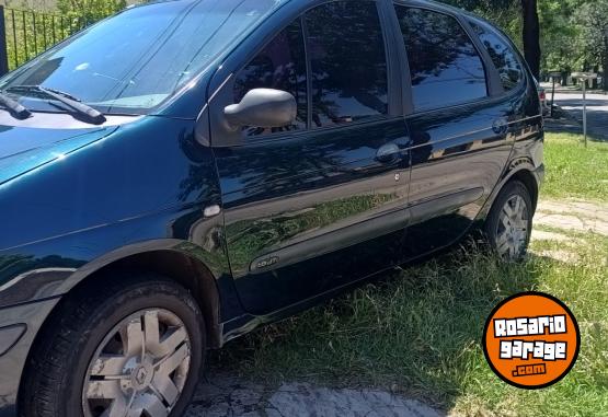 Autos - Renault Scenic 2005 Diesel 295000Km - En Venta