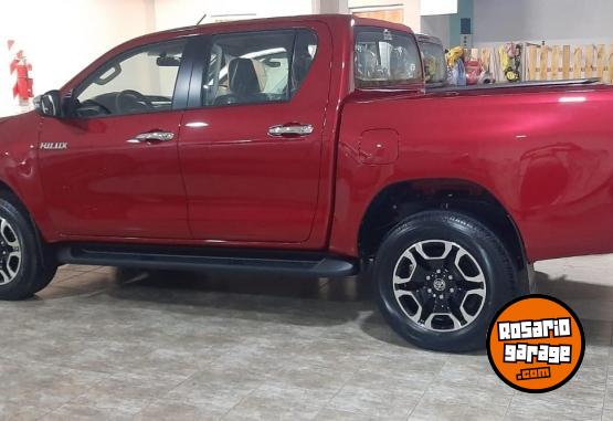 Camionetas - Toyota Hilux 2.8 204 Cv 2023 Diesel 60Km - En Venta