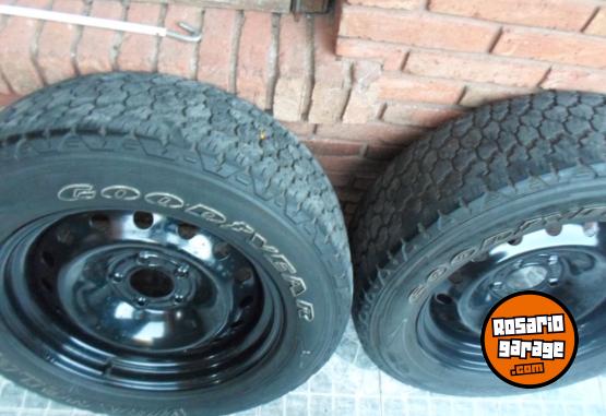 Accesorios para Autos - RUEDA AUXILIAR DODGE RAM COMPLETA - En Venta