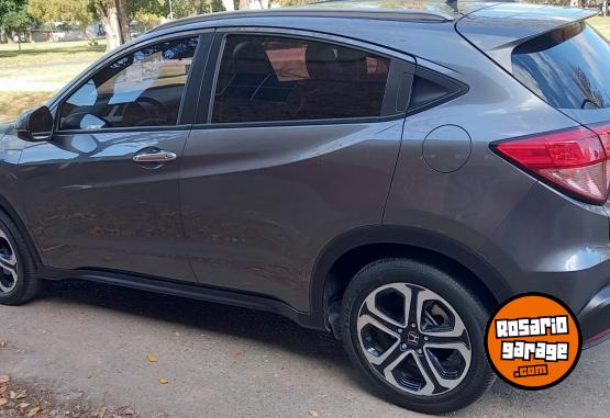 Autos - Honda HRV EXL 2017 Nafta 106000Km - En Venta