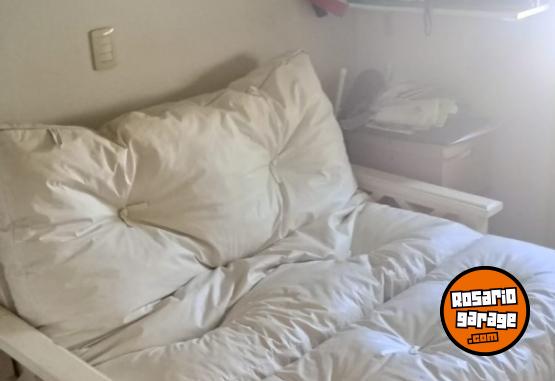 Hogar - FUTON DOS PLAZAS PLEGABLE, EXCELENTE ESTADO, POCO USO - En Venta