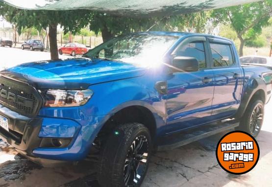 Camionetas - Ford Ranger 3.2 doble cabina 6 2017 Diesel 200000Km - En Venta