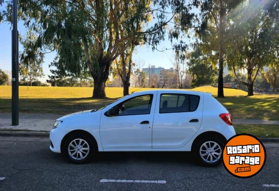 Autos - Renault Sandero 2017 Nafta 80000Km - En Venta