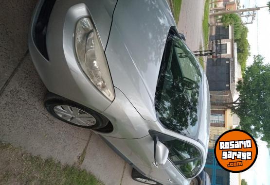 Autos - Renault Fluence confort 2011 GNC 174000Km - En Venta