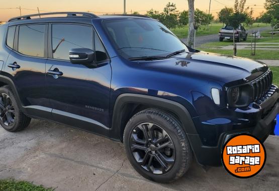 Camionetas - Jeep RENEGADE 2023 Nafta 14000Km - En Venta