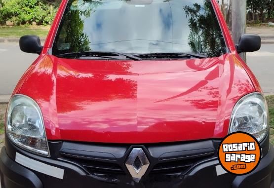 Utilitarios - Renault Kangoo 2017 GNC 137000Km - En Venta