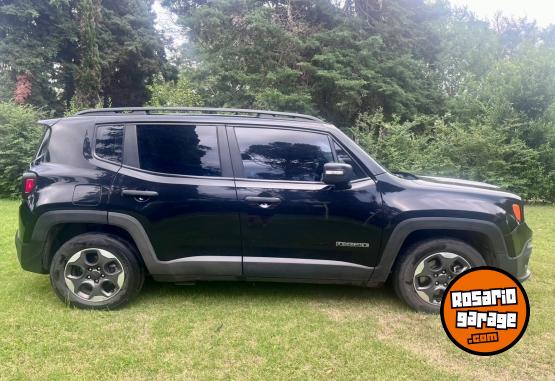 Camionetas - Jeep Sport plus 2017 Nafta 195000Km - En Venta