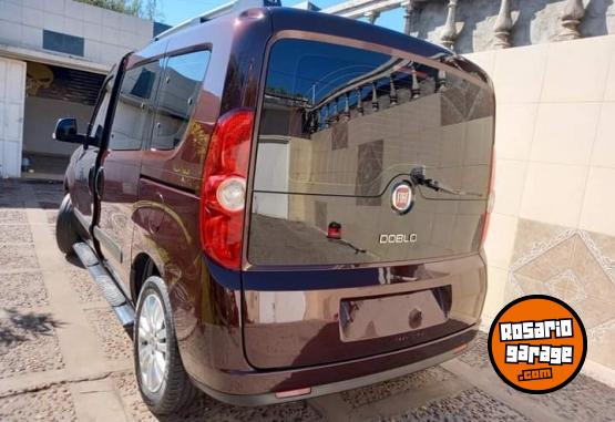 Utilitarios - Fiat Doblo 2013 Nafta 154000Km - En Venta