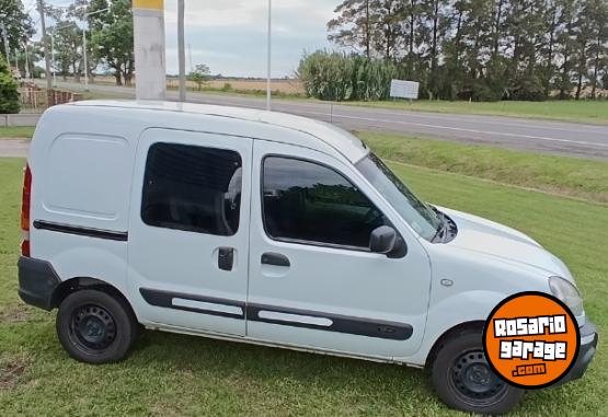 Utilitarios - Renault Kangoo 2013 GNC 220000Km - En Venta