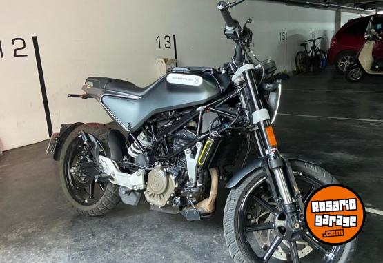 Motos - Husqvarna Svartpilen 2021 Nafta 9600Km - En Venta