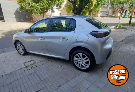 Autos - Peugeot 208 2020 Nafta 30000Km - En Venta