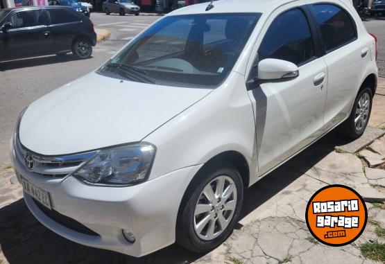 Autos - Toyota Etios 2016 Nafta 50000Km - En Venta