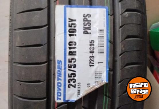 Accesorios para Autos - Combo 4 cubiertas Toyo 235/55 r19 - En Venta