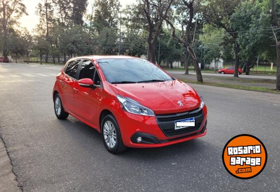 Autos - Peugeot 208 2020 Nafta 70000Km - En Venta