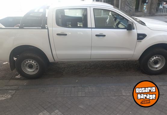 Camionetas - Ford Ranger 2023 Diesel 22700Km - En Venta