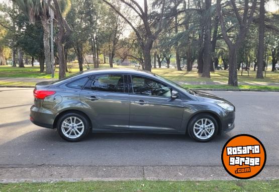 Autos - Ford FOCUS SE 2016 Nafta 105000Km - En Venta