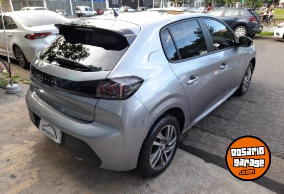 Autos - Peugeot 208 2023 Nafta 6000Km - En Venta