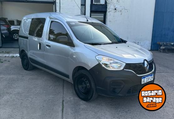 Utilitarios - Renault Kangoo mixto 2020 GNC 98000Km - En Venta