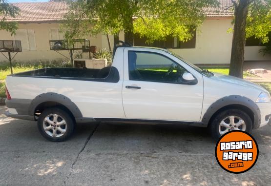 Camionetas - Fiat Estrada trekking 2013 Nafta 124000Km - En Venta