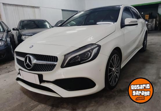 Autos - Mercedes Benz A250 AMG 2017 Nafta 127000Km - En Venta