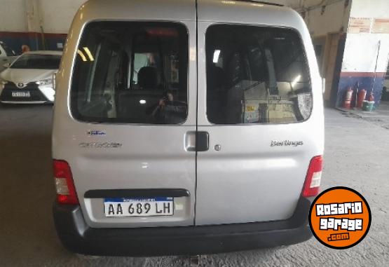 Utilitarios - Citroen Berlingo 2016 Nafta 96000Km - En Venta